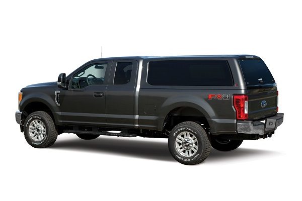 LR-100XQ_F250_3_4